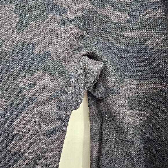 Spanx Women's Camo Print Cheetah Print Seamless Leggings Size Small - Picture 8 of 8